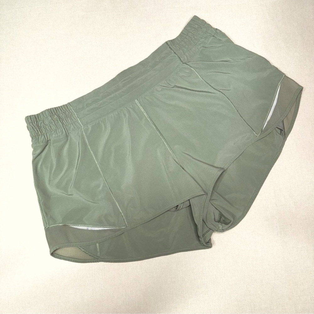 Lululemon Hotty Hot High Rise Athletic Shorts SeaMoss Green 12 - Picture 4 of 7